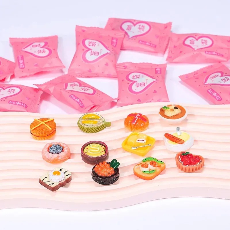 -Random Style Bag Miniature Fo - Food Halloween Snacks 评论和价格